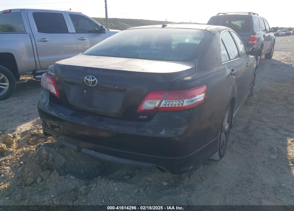 2011 TOYOTA CAMRY VIN: 4T1BF3EK8BU215166