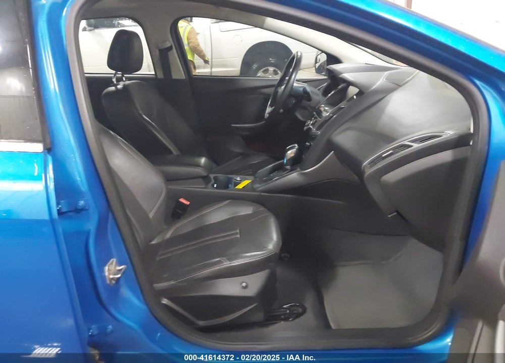 2012 FORD FOCUS VIN: 1FAHP3J22CL329842