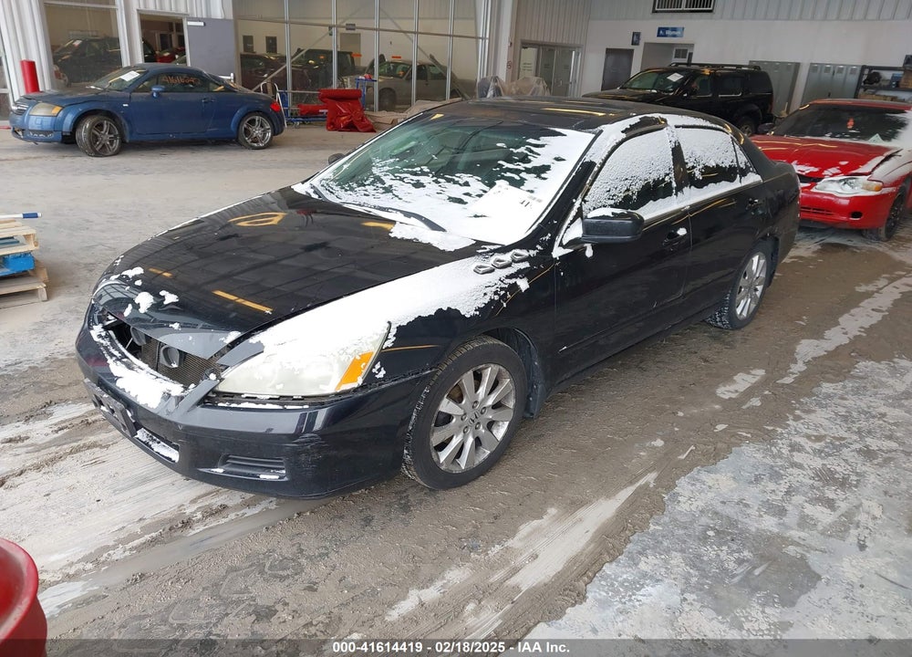 2007 HONDA ACCORD VIN: 1HGCM665X7A010810