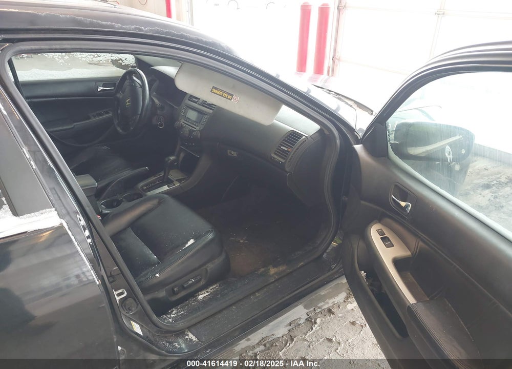2007 HONDA ACCORD VIN: 1HGCM665X7A010810
