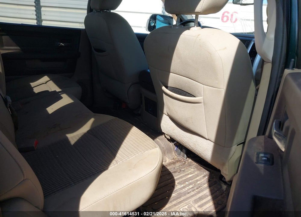 2011 RAM 1500 SLT VIN: 1D7RV1CT1BS588105