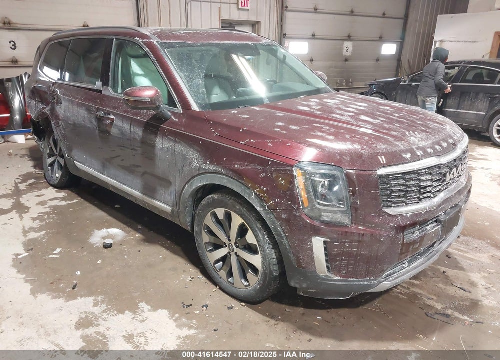 2022 KIA TELLURIDE S VIN: 5XYP64HCXNG245912