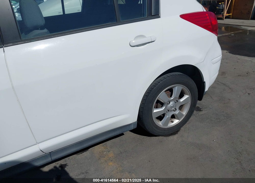 2009 NISSAN VERSA 1.8SL VIN: 3N1BC13E29L367742
