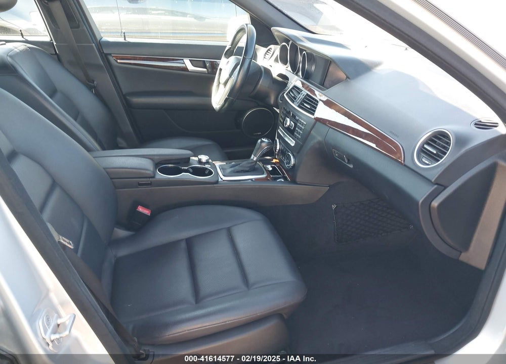 2014 MERCEDES-BENZ C 250 VIN: WDDGF4HB2EA904501