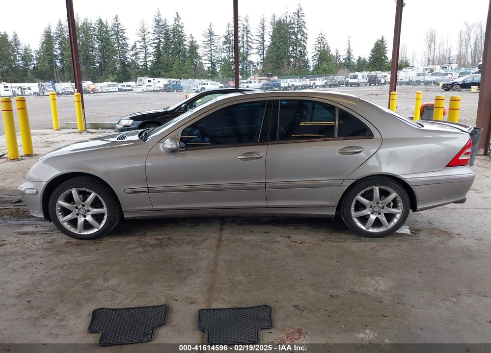 2003 MERCEDES-BENZ C 230 VIN: WDBRF40J43F385553