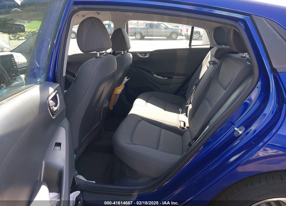 2020 HYUNDAI IONIQ PLUG-IN HYBRID SE VIN: KMHC65LD1LU201180