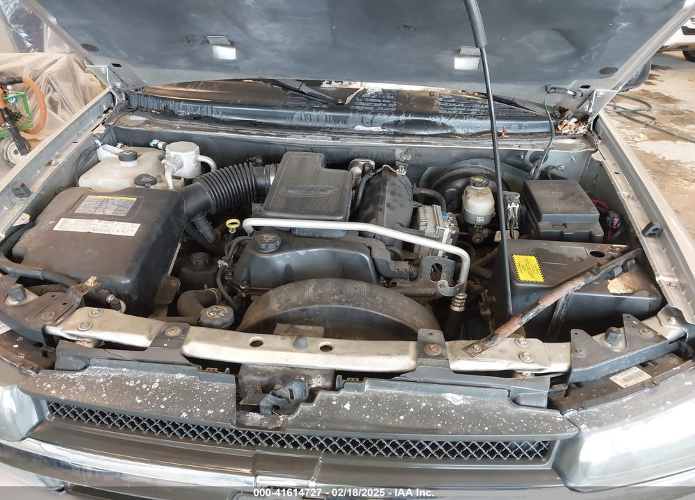 2005 CHEVROLET TRAILBLAZER LS VIN: 1GNDS13S152192403