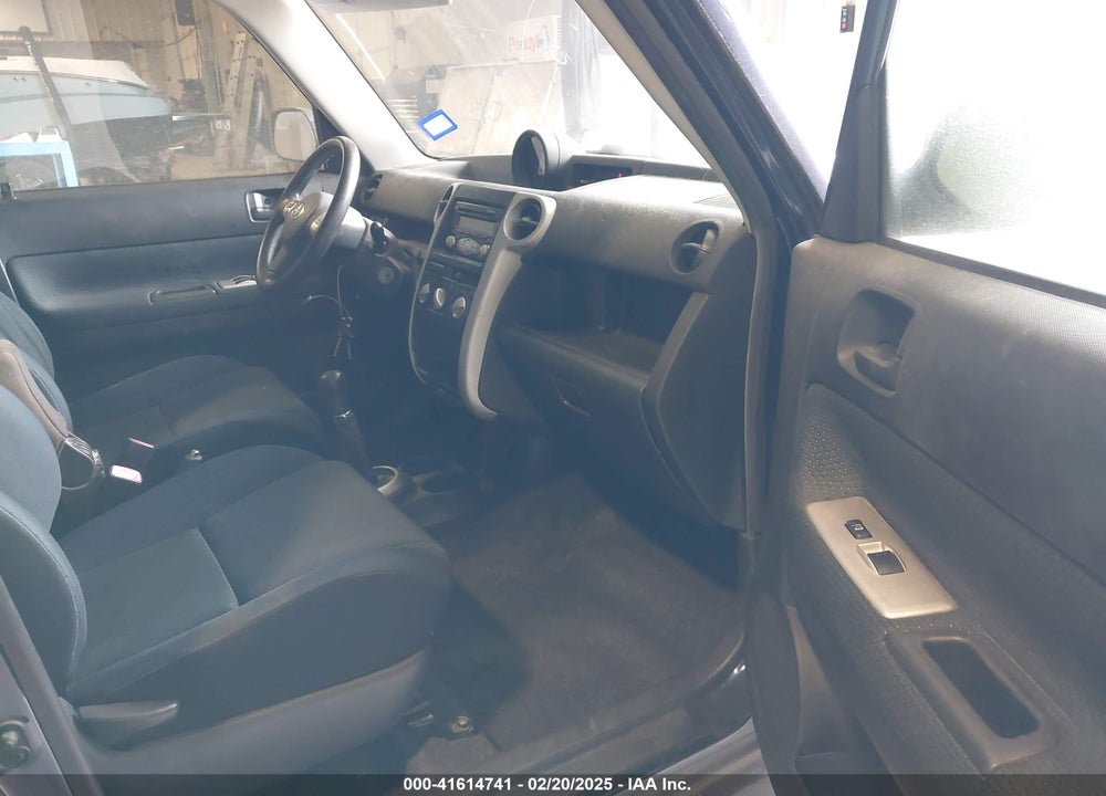2006 SCION XB VIN: JTLKT334764059973
