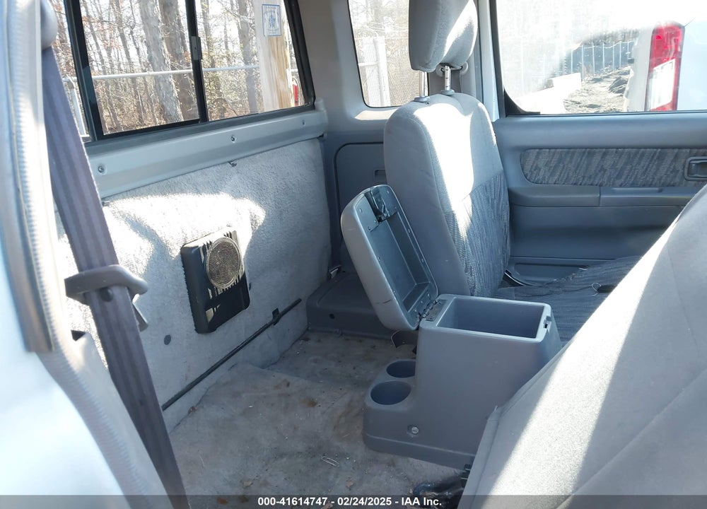 2000 NISSAN FRONTIER SE-V6/XE-V6 VIN: 1N6ED26Y2YC328398