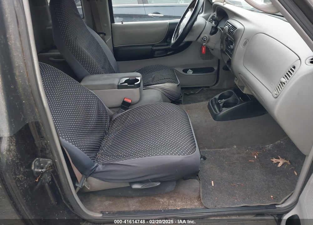 2002 MAZDA B3000 DS VIN: 4F4YR16U62TM13994