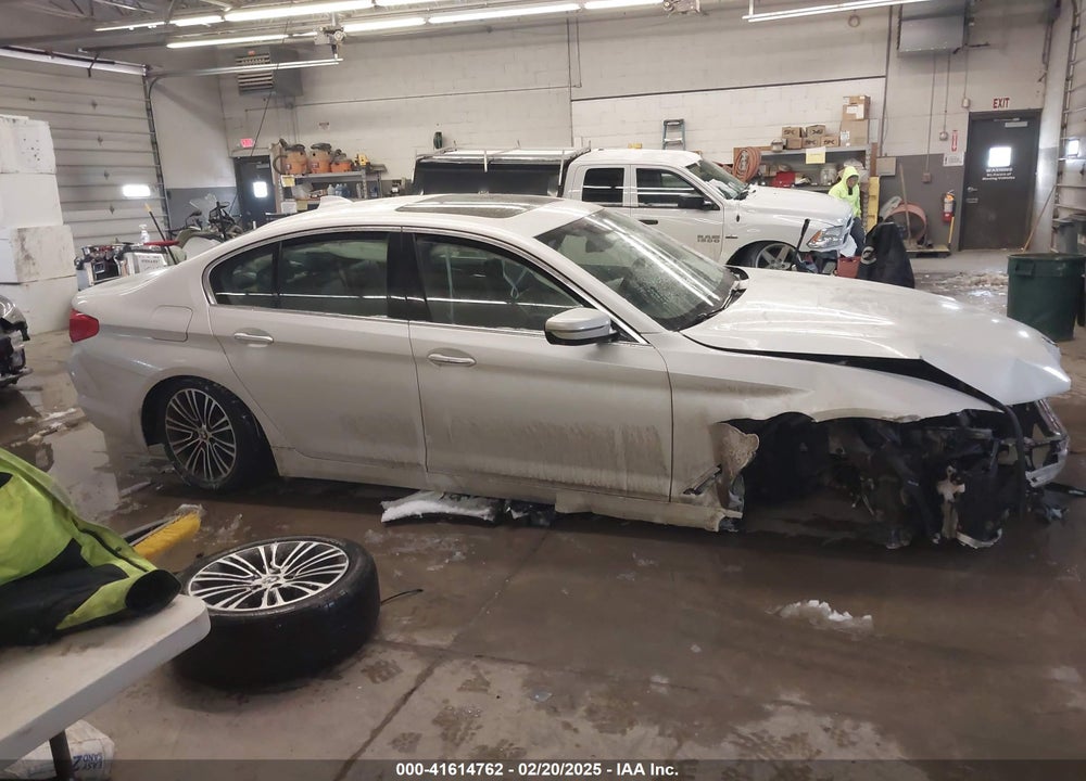 2017 BMW 540I VIN: WBAJE7C34HG888577