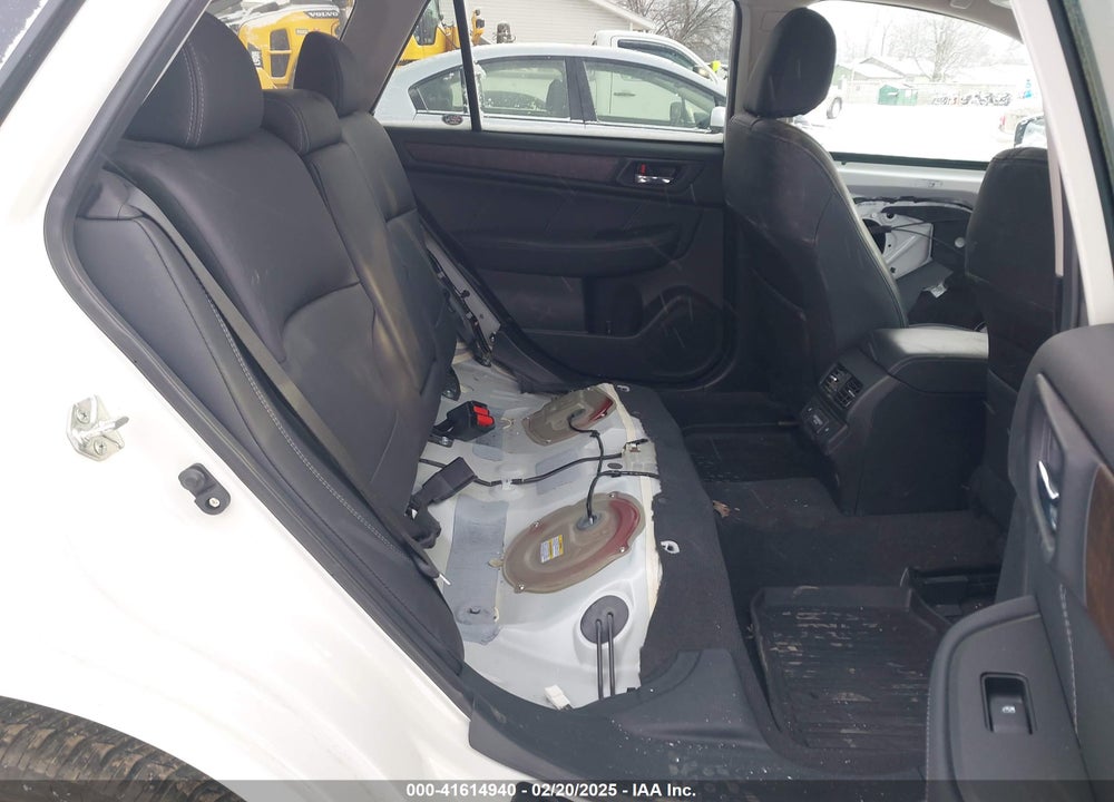 2018 SUBARU OUTBACK 2.5I LIMITED VIN: 4S4BSANCXJ3340103