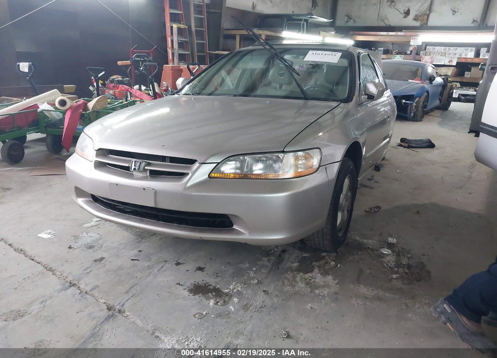 1999 HONDA ACCORD EX V6 VIN: 1HGCG1651XA026114