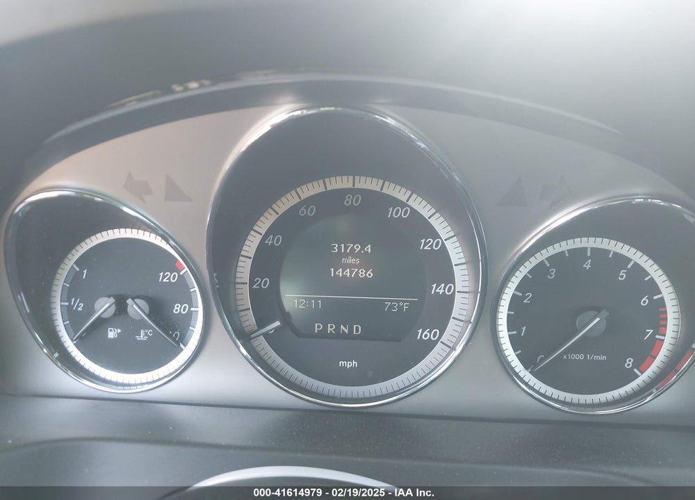 2009 MERCEDES-BENZ C 300 VIN: WDDGF54X49R055857