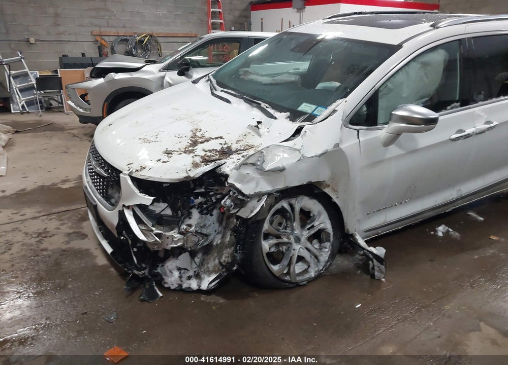 2022 CHRYSLER PACIFICA PINNACLE AWD VIN: 2C4RC3PG3NR184513
