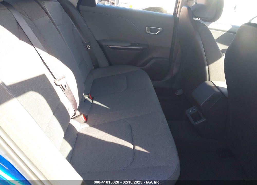 2025 KIA K4 LXS VIN: 3KPFT4DE5SE027655