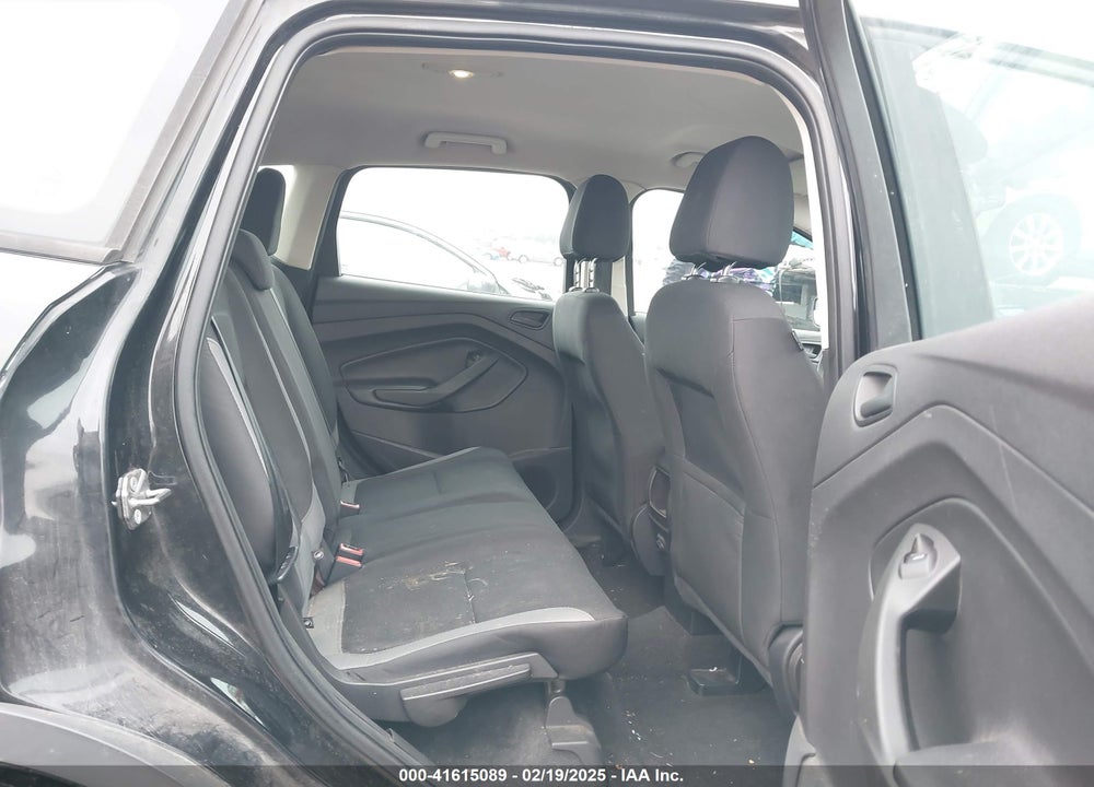 2015 FORD ESCAPE S VIN: 1FMCU0F73FUA77867