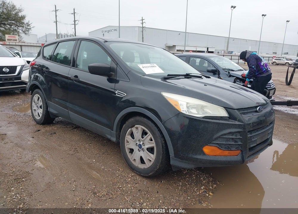2015 FORD ESCAPE S VIN: 1FMCU0F73FUA77867