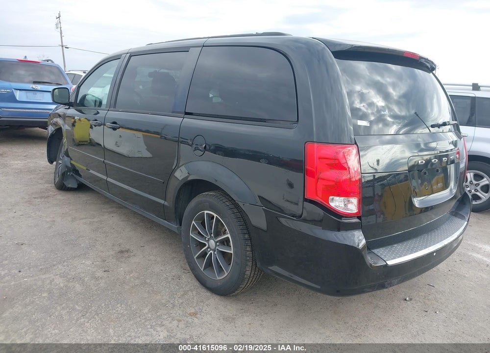 2017 DODGE GRAND CARAVAN GT VIN: 2C4RDGEG8HR814425