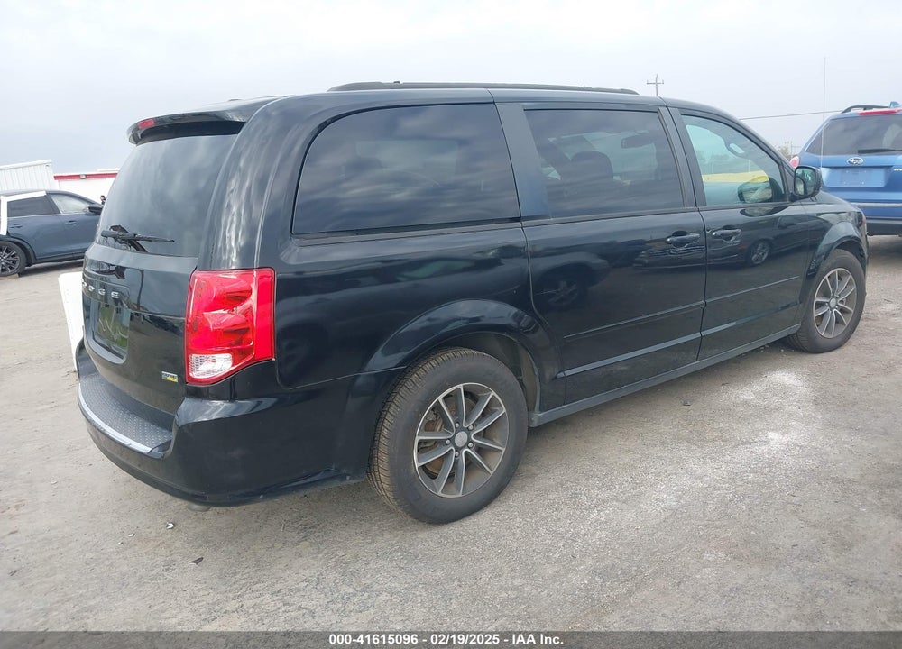 2017 DODGE GRAND CARAVAN GT VIN: 2C4RDGEG8HR814425