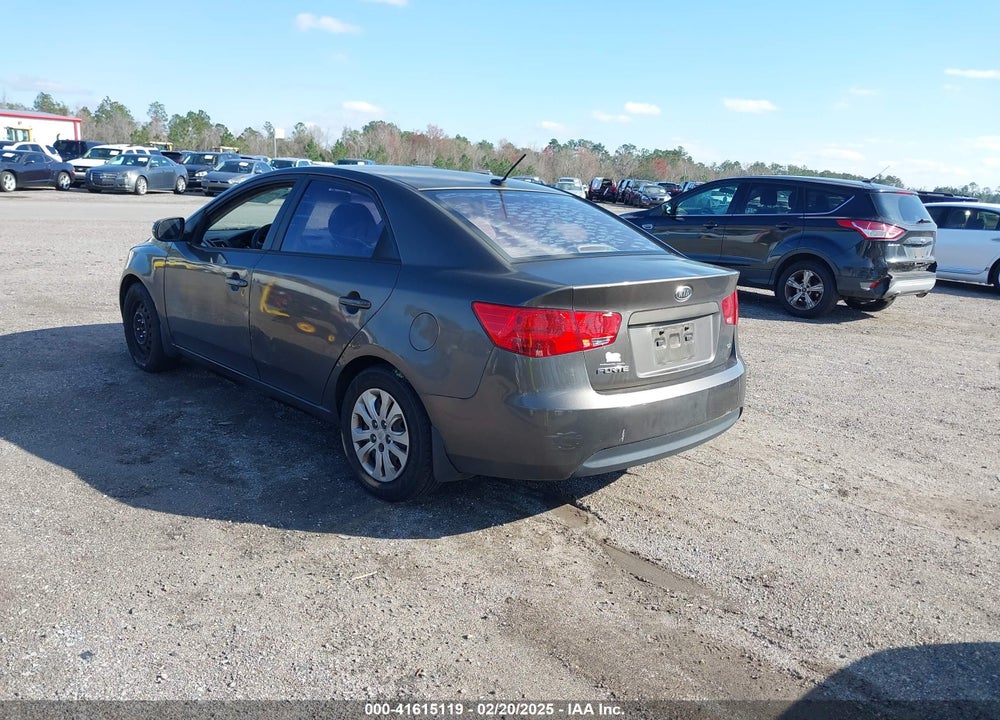 2012 KIA FORTE VIN: KNAFU4A26C5477171