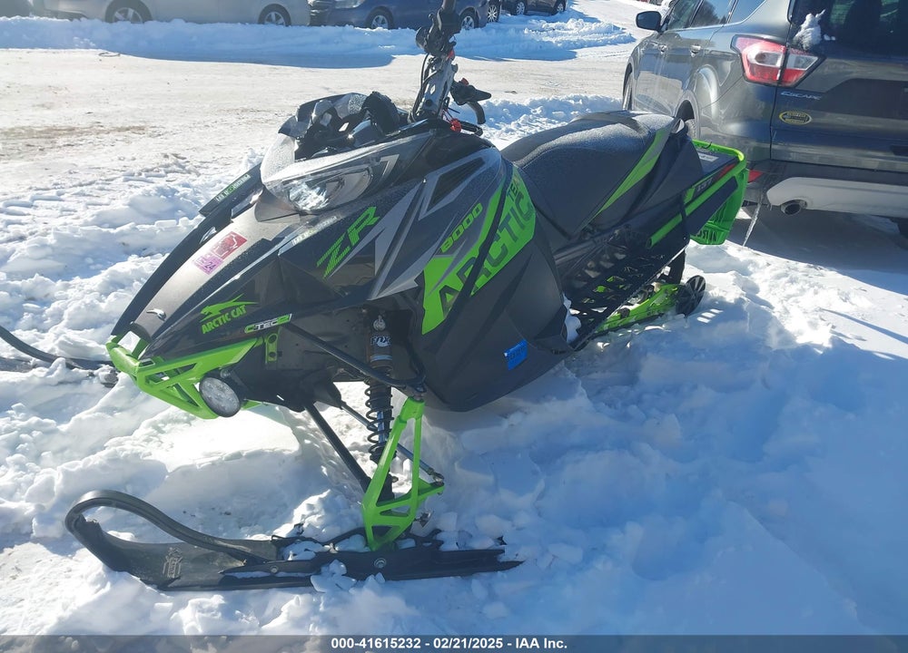 2019 ARCTIC CAT ZR 8000 VIN: 4UF19SNWXKT110227