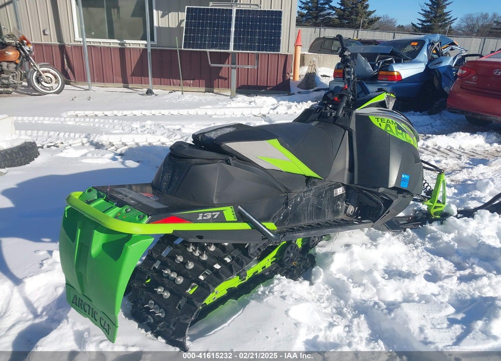 2019 ARCTIC CAT ZR 8000 VIN: 4UF19SNWXKT110227