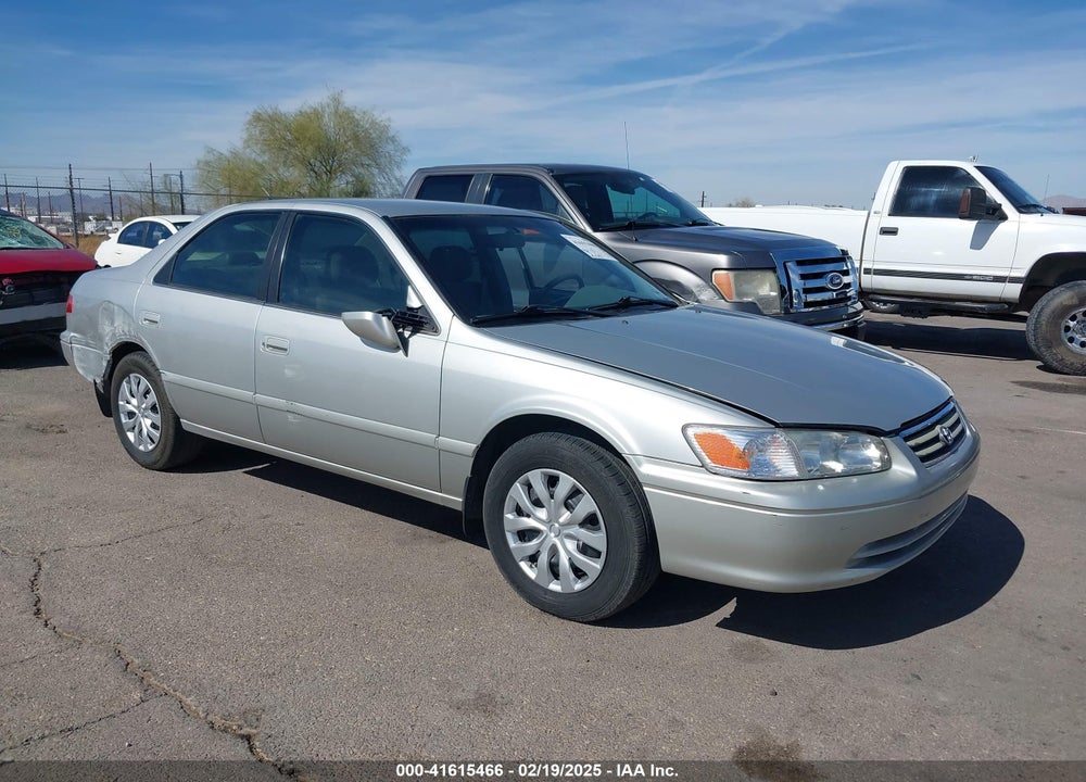 2001 TOYOTA CAMRY CE VIN: 4T1BG22KX1U781310