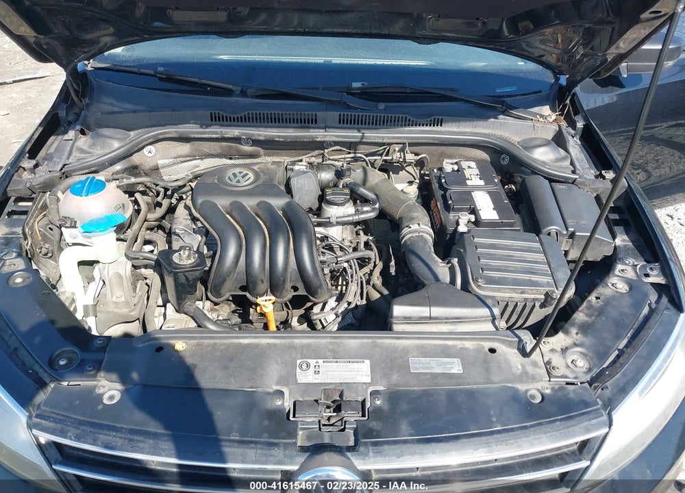2015 VOLKSWAGEN JETTA VIN: 3VW2K7AJ1FM269582