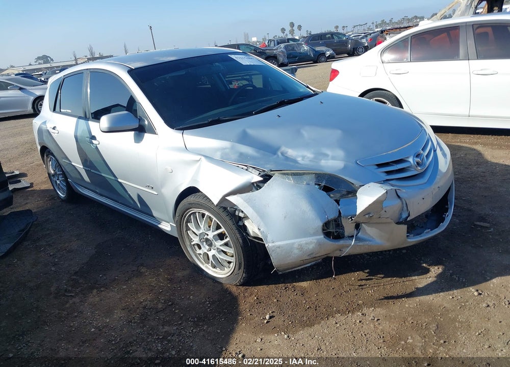 2004 MAZDA MAZDA3 VIN: JM1BK143641186138