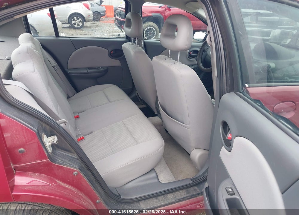 2005 SATURN ION 2 VIN: 1G8AJ52F35Z117682