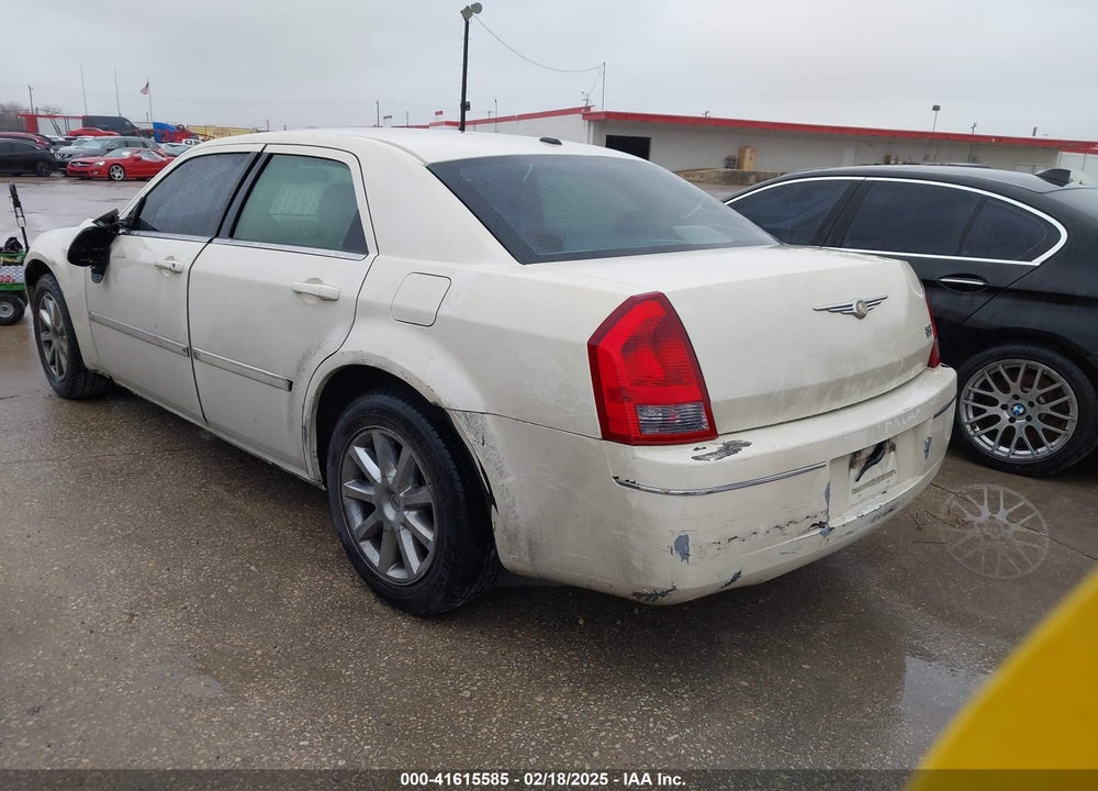 2007 CHRYSLER 300 TOURING VIN: 2C3KA53G27H629412