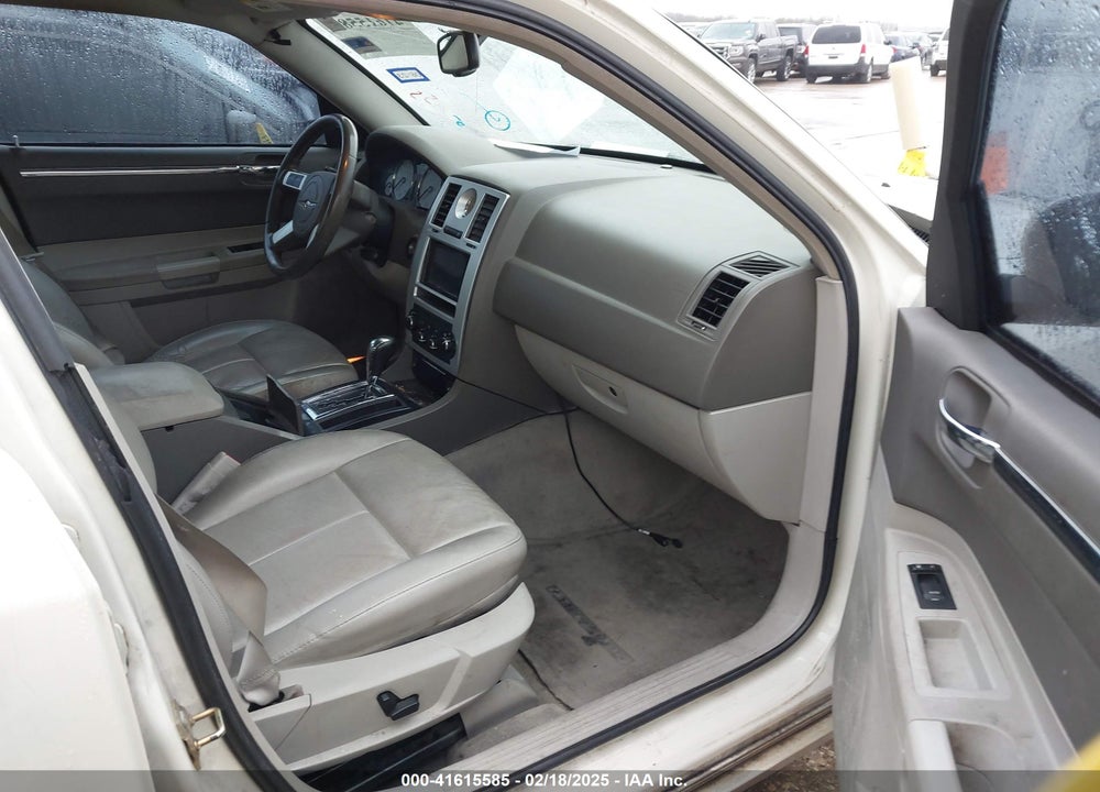 2007 CHRYSLER 300 TOURING VIN: 2C3KA53G27H629412