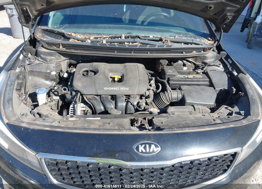 2017 KIA FORTE VIN: 3KPFK4A73HE018261