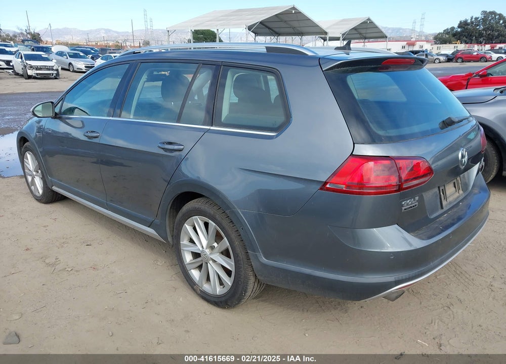 2017 VOLKSWAGEN GOLF ALLTRACK VIN: 3VWH17AUXHM527477