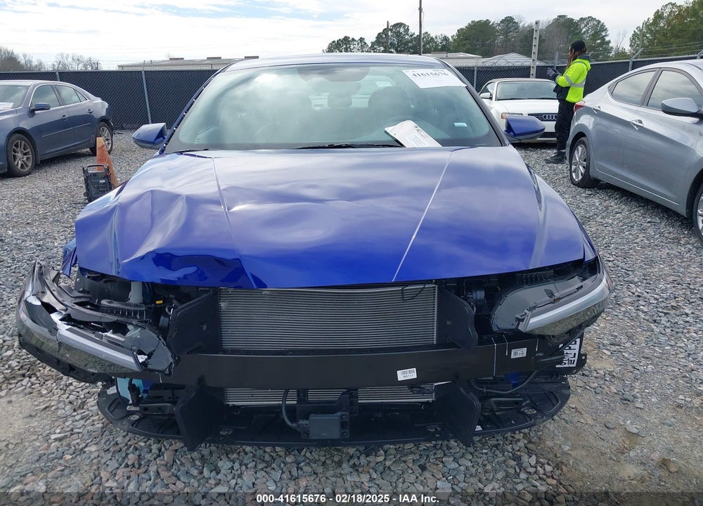 2025 HYUNDAI ELANTRA VIN: KMHLS4DG0SU921096
