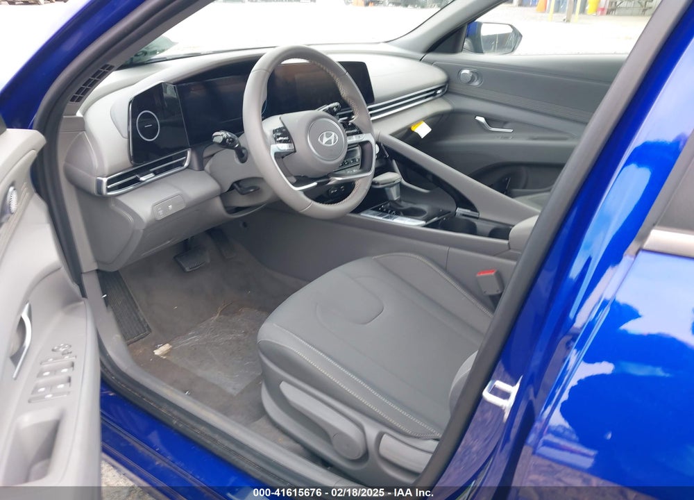 2025 HYUNDAI ELANTRA VIN: KMHLS4DG0SU921096