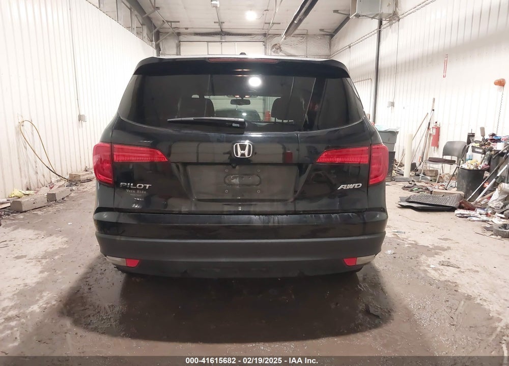 2018 HONDA PILOT EX-L VIN: 5FNYF6H82JB014516