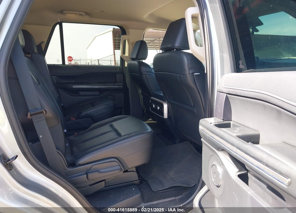 2024 FORD EXPEDITION XLT VIN: 1FMJU1H83REA42618