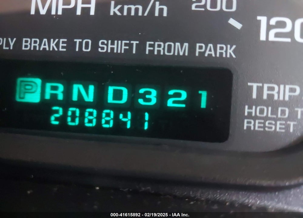 2000 CHEVROLET IMPALA VIN: 2G1WH55KXY9284161