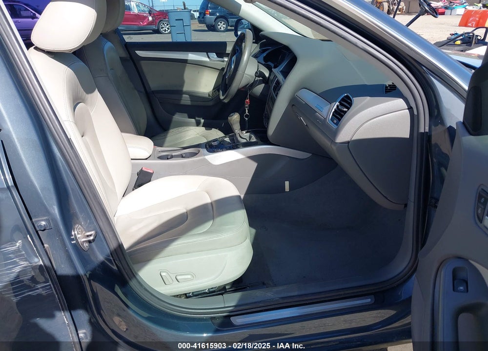 2011 AUDI A4 2.0T PREMIUM VIN: WAUHFAFL4BN028671