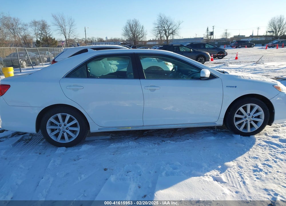 2014 TOYOTA CAMRY HYBRID VIN: 4T1BD1FK1EU109493