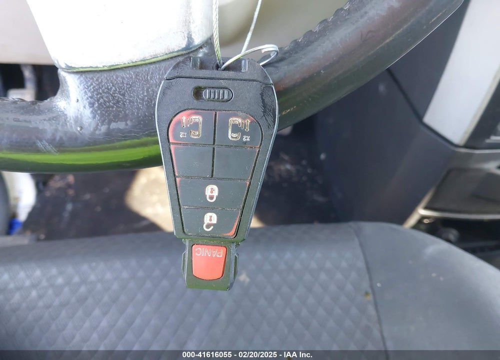 2010 DODGE GRAND CARAVAN VIN: 2D4RN5D11AR496932
