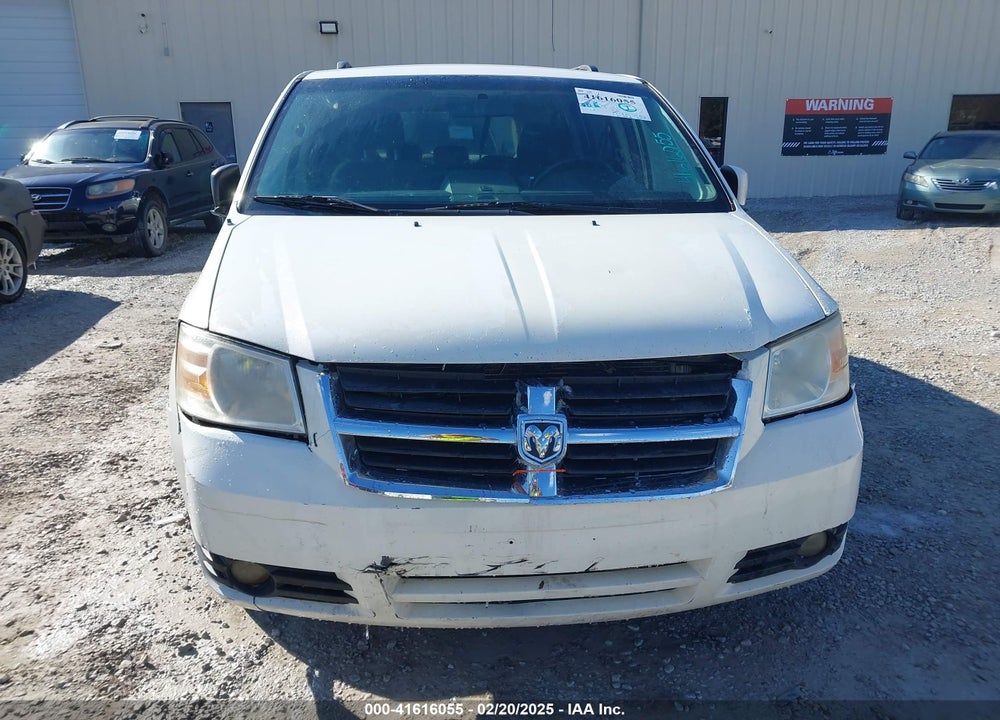 2010 DODGE GRAND CARAVAN VIN: 2D4RN5D11AR496932