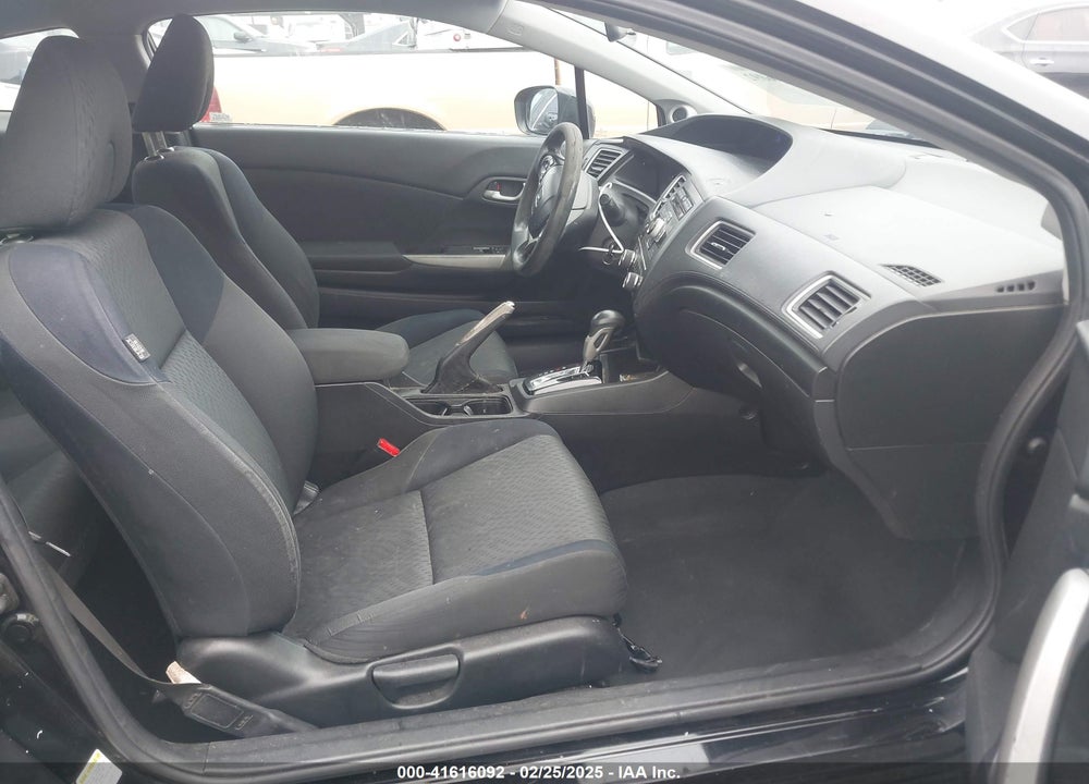 2015 HONDA CIVIC VIN: 2HGFG3B58FH517410