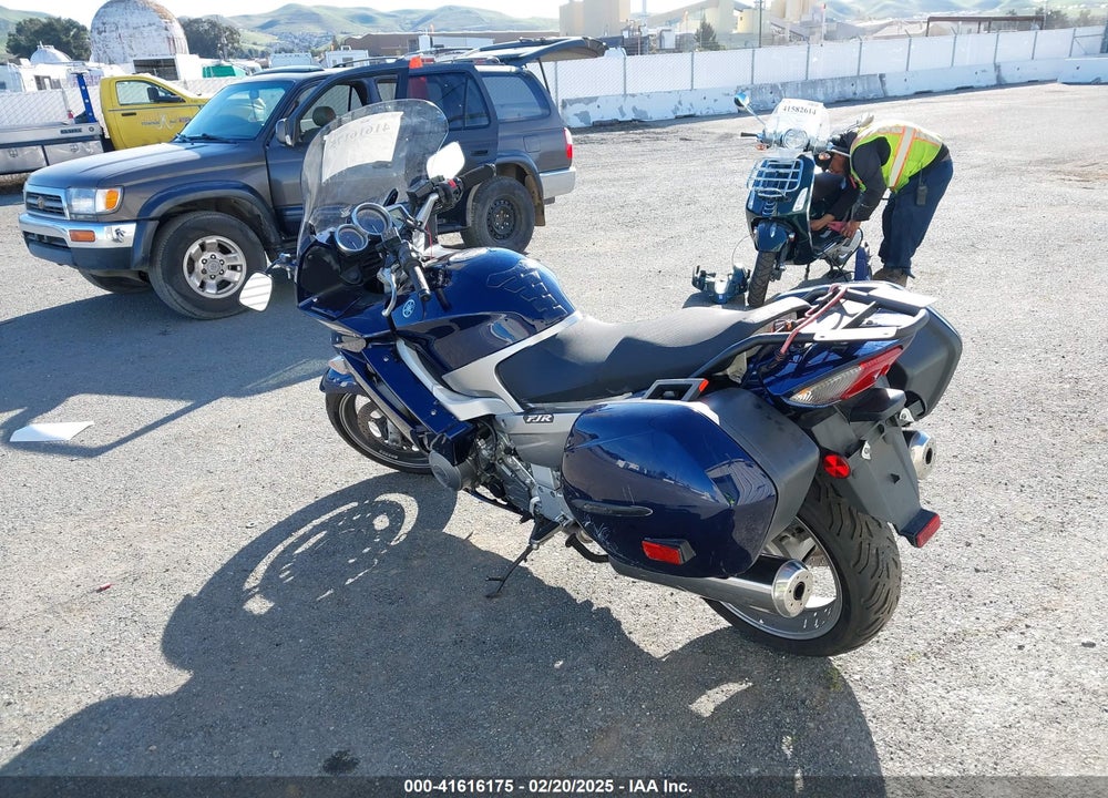 2006 YAMAHA FJR1300 VIN: JYARP15Y06A000120