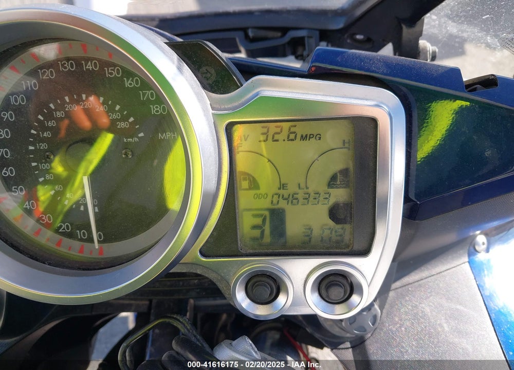 2006 YAMAHA FJR1300 VIN: JYARP15Y06A000120