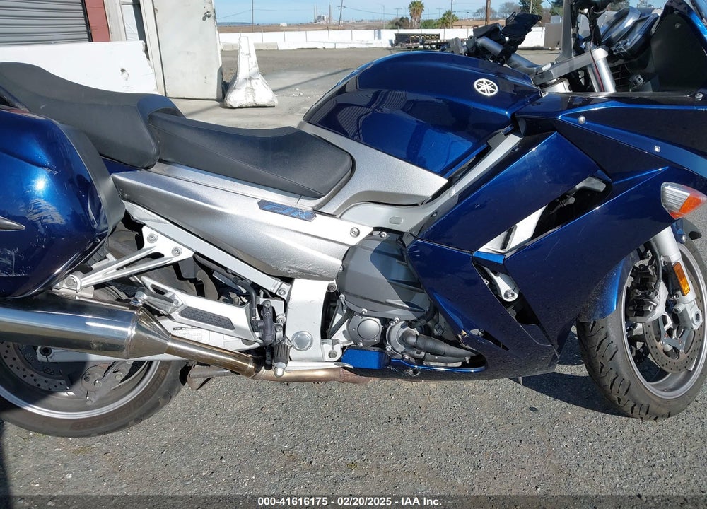 2006 YAMAHA FJR1300 VIN: JYARP15Y06A000120