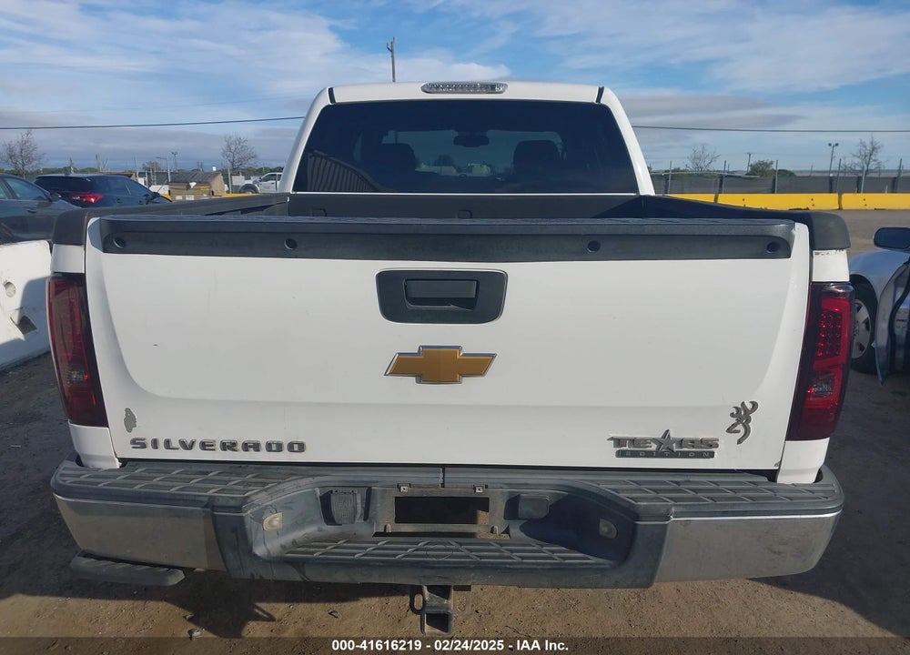 2009 CHEVROLET SILVERADO 1500 LT VIN: 3GCEC23079G211550