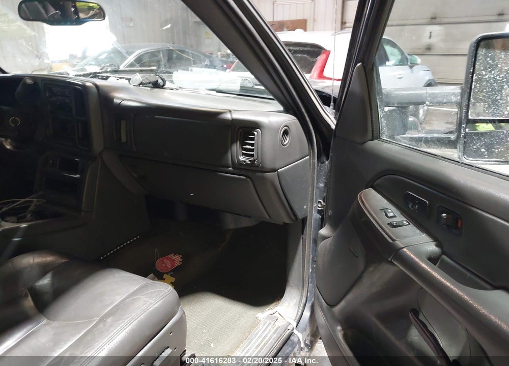 2006 GMC SIERRA 2500HD VIN: 1GTHK23D36F203414